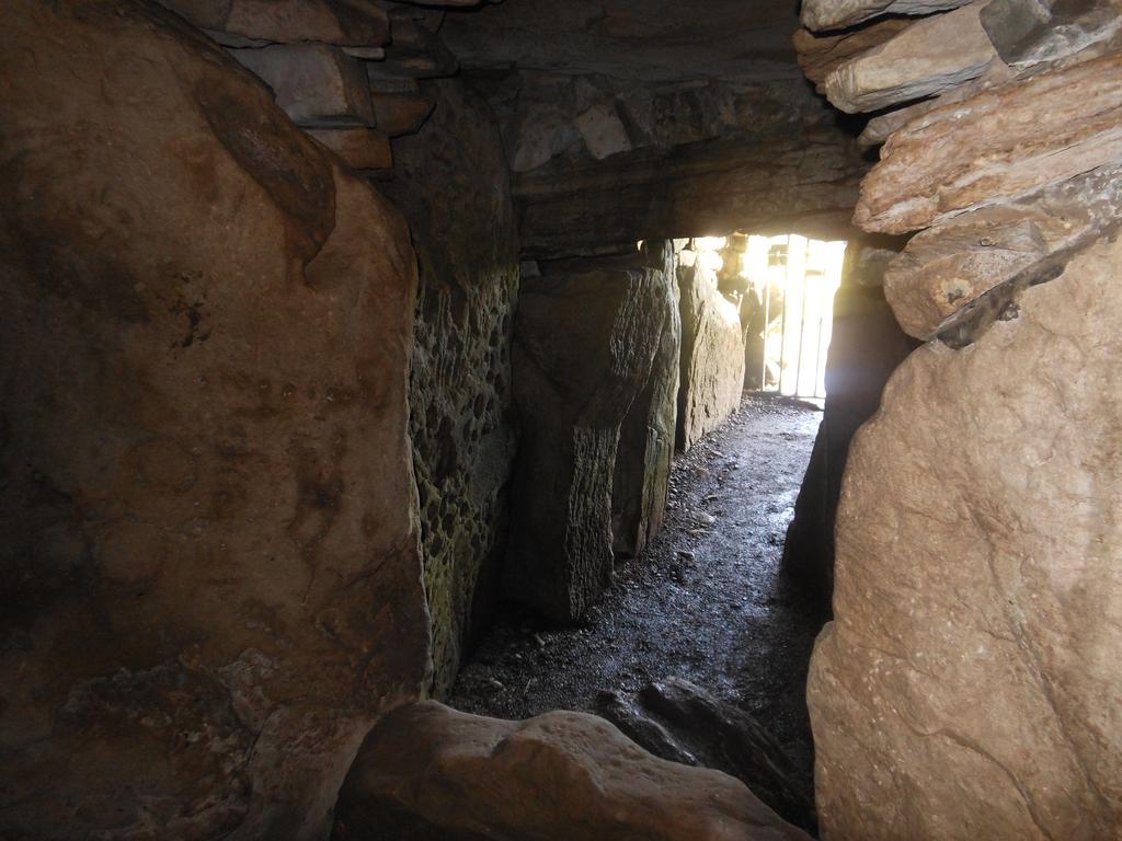 Loughcrew Megalithic Hostel Millbrook Экстерьер фото