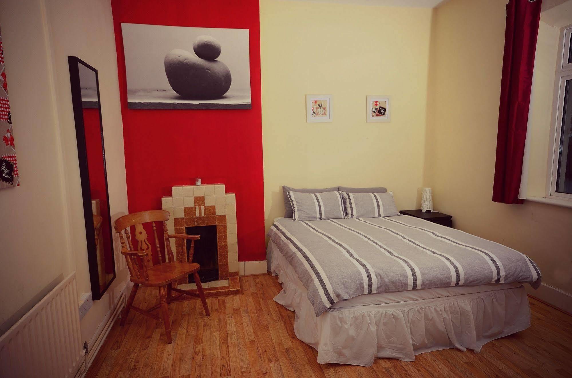 Loughcrew Megalithic Hostel Millbrook Экстерьер фото